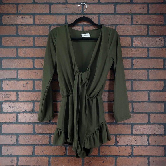 LIONESS Revolve Clarity Romper Frilly V Neck XS - Picture 4 of 8